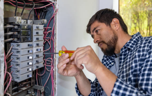 Best Electrical Outlet Repair  in Berlin, WI